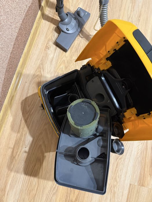 Пилосос Aquawelt Plus Zelmer ZVC-762-ZT миючий