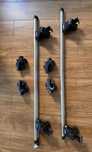 Belki bagażnika Thule Aerobar ze stopami + stopy Rapid 757 pod relingi