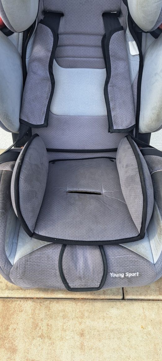 Fotelik samochodowy Recaro Young Sport 9-36kg