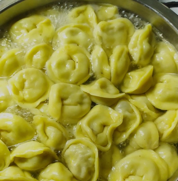 Домашние пельмени, вареники - ручная лепка