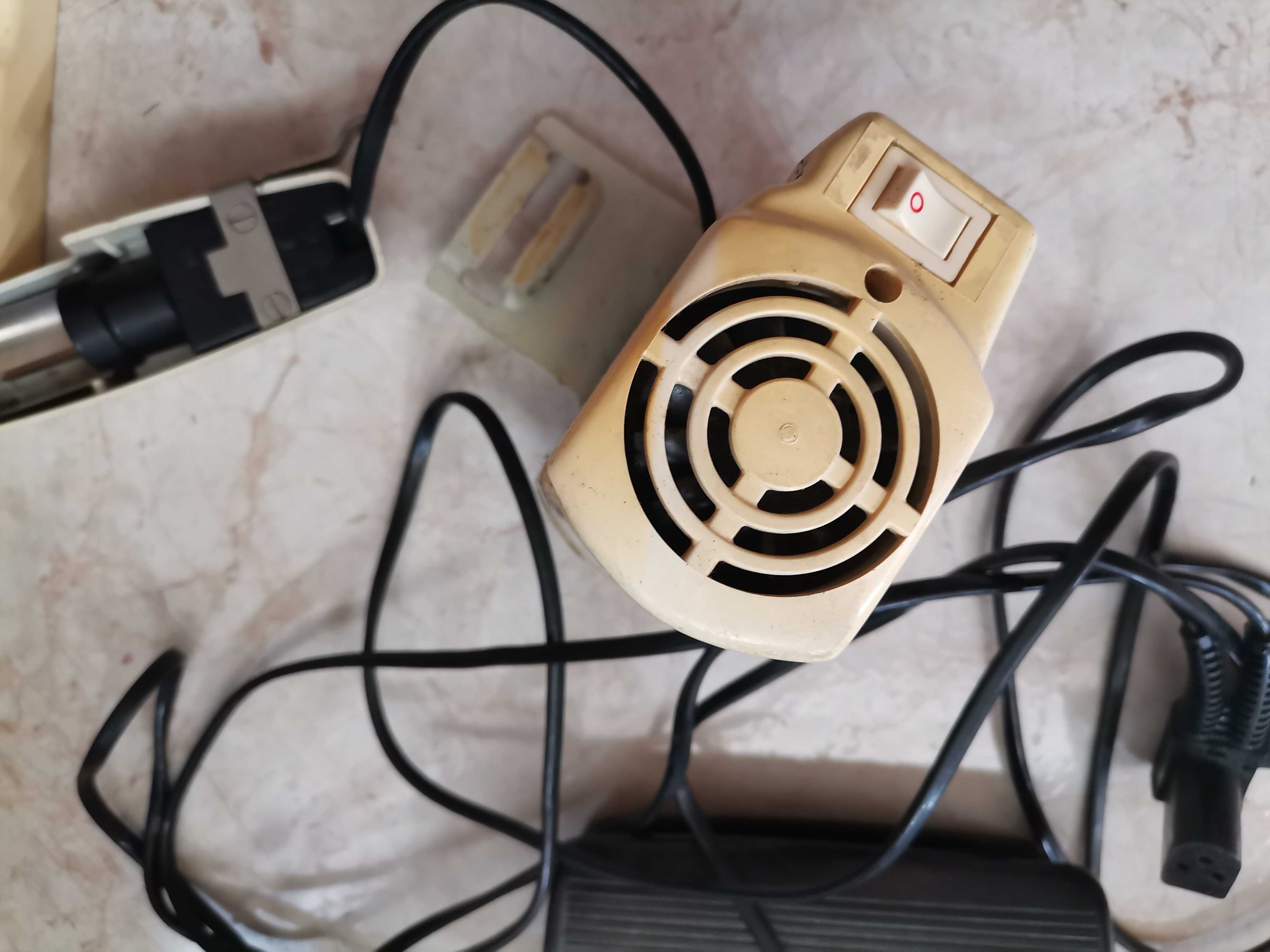 Motor elétrico e pedal para máquina de costura