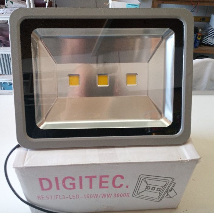 Projetor LED 150W DIGITEC