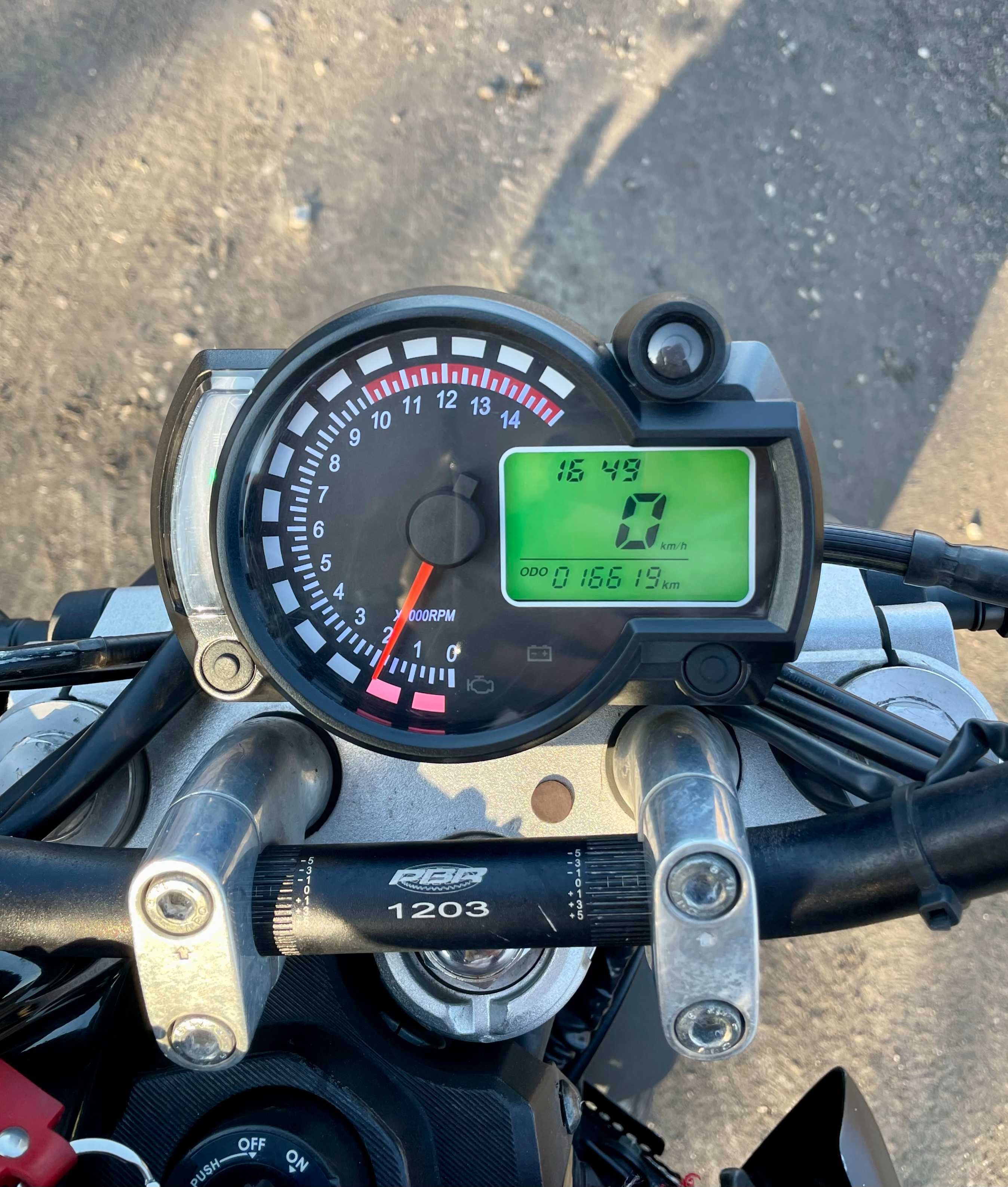 Yamaha MT-03 660 cm^3