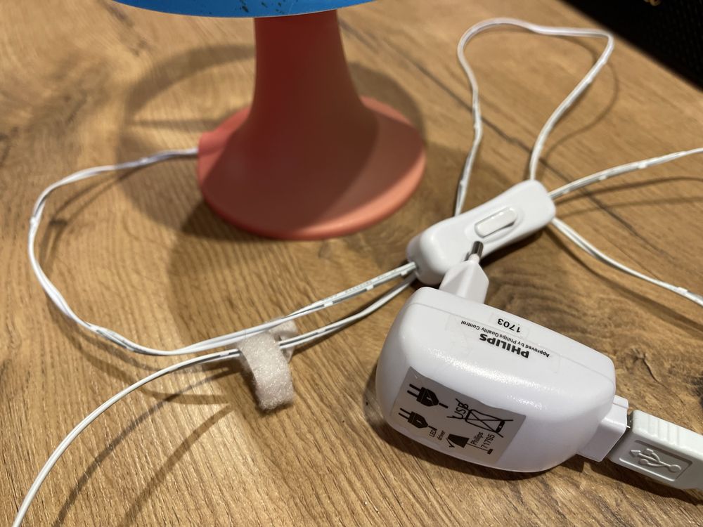 Lampka nocna Auta