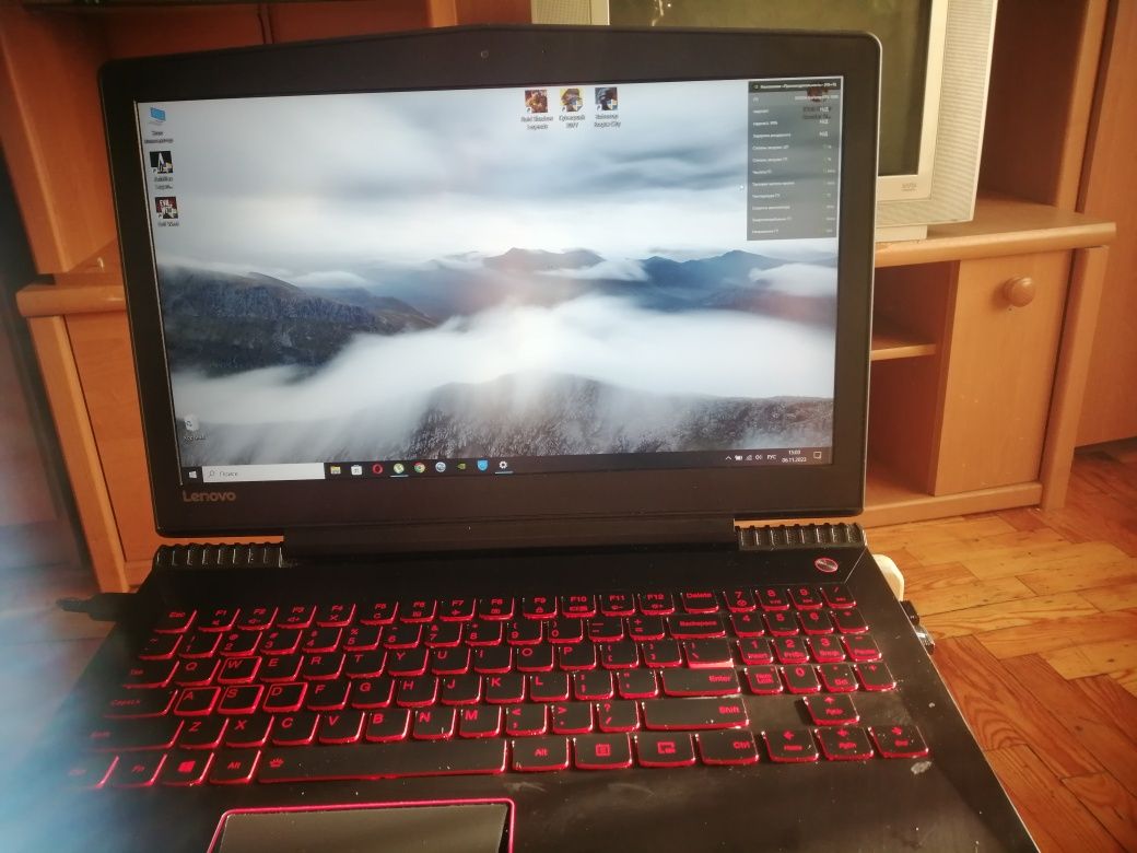 Lenovo Y520 срочно