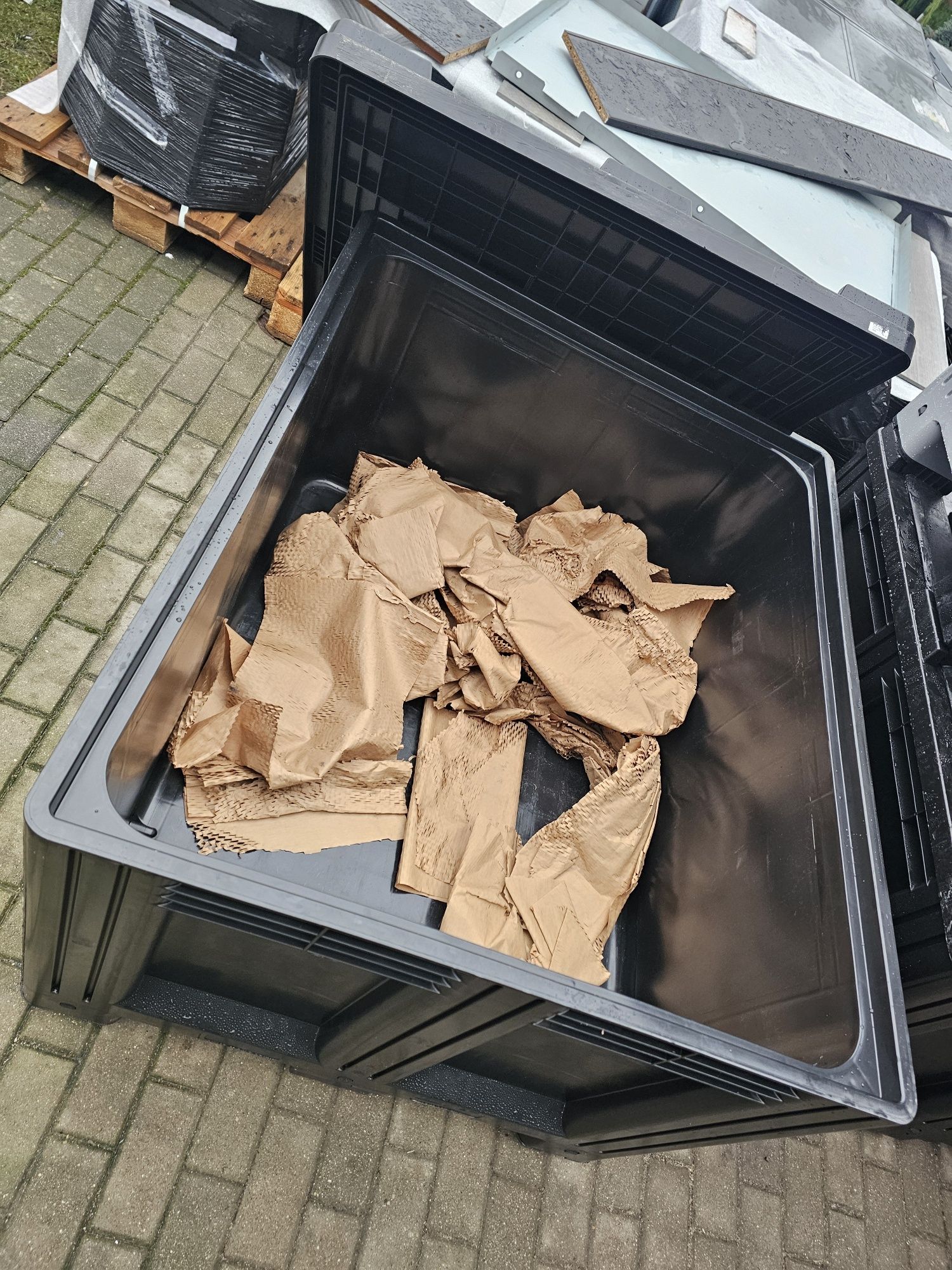 Skrzyniopaleta paleta skrzynia ogrodowa plastik 120x100x80
