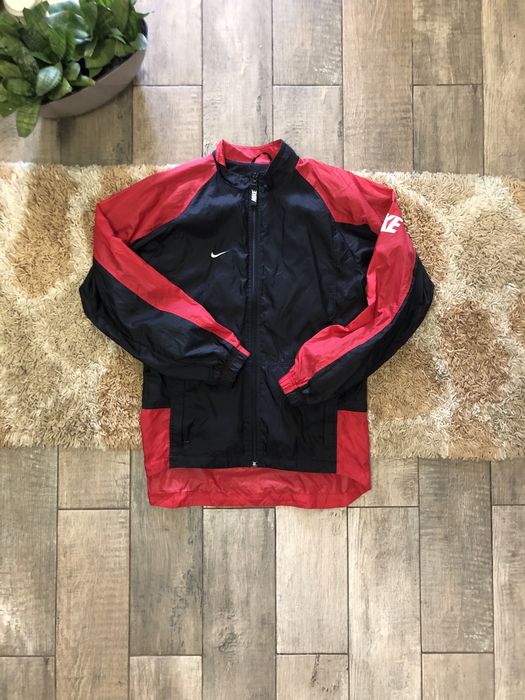 Вінтажна вітровка Nike