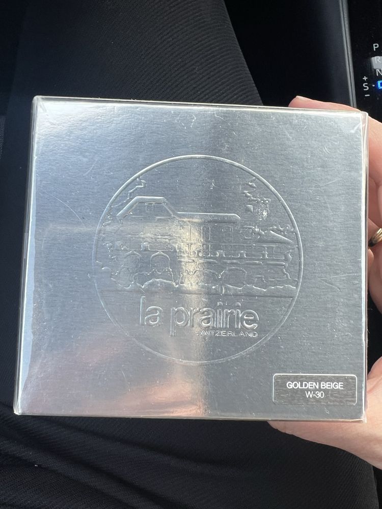 La Prairie kompakt golden beige