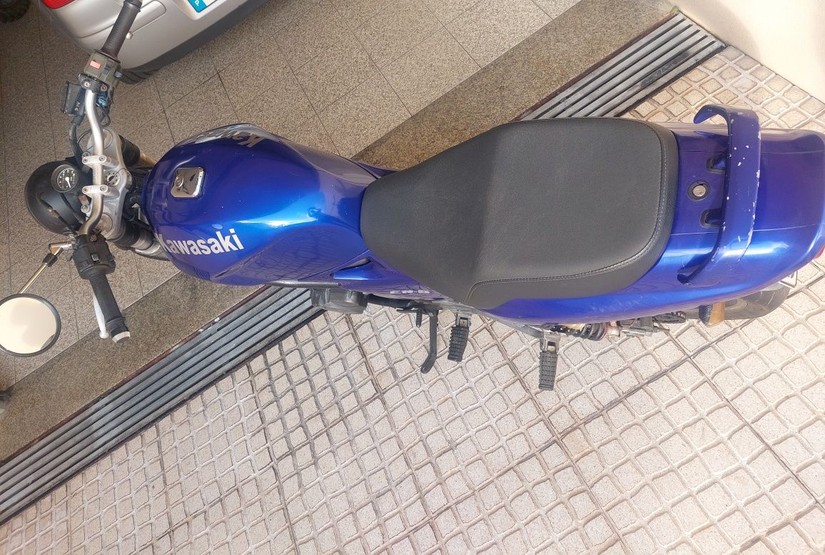 Kawasaki Er 5. 37kw (50 cv)