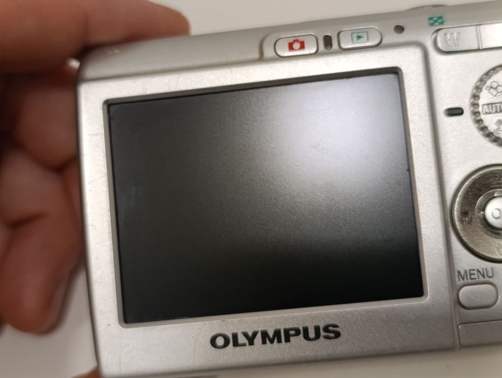 Aparat cyfrowy OLYMPUS FE-180 6 mpx baterie vintage retro y2k CCD BDB