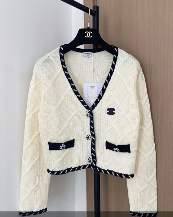 Sweter Chanel rozmiar 40