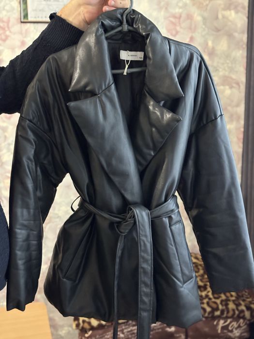 Продам коженую куртку в хорошем слстоянии