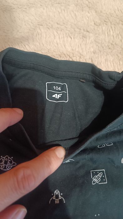 Ubrania dla chłopca, rozmiar 104.