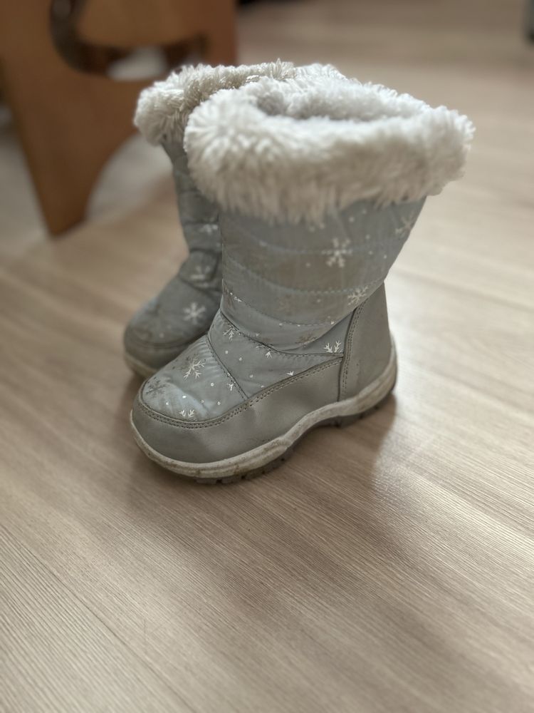 Śniegowce buty obuwie zimowe ocieplane rozmiar 24 r24