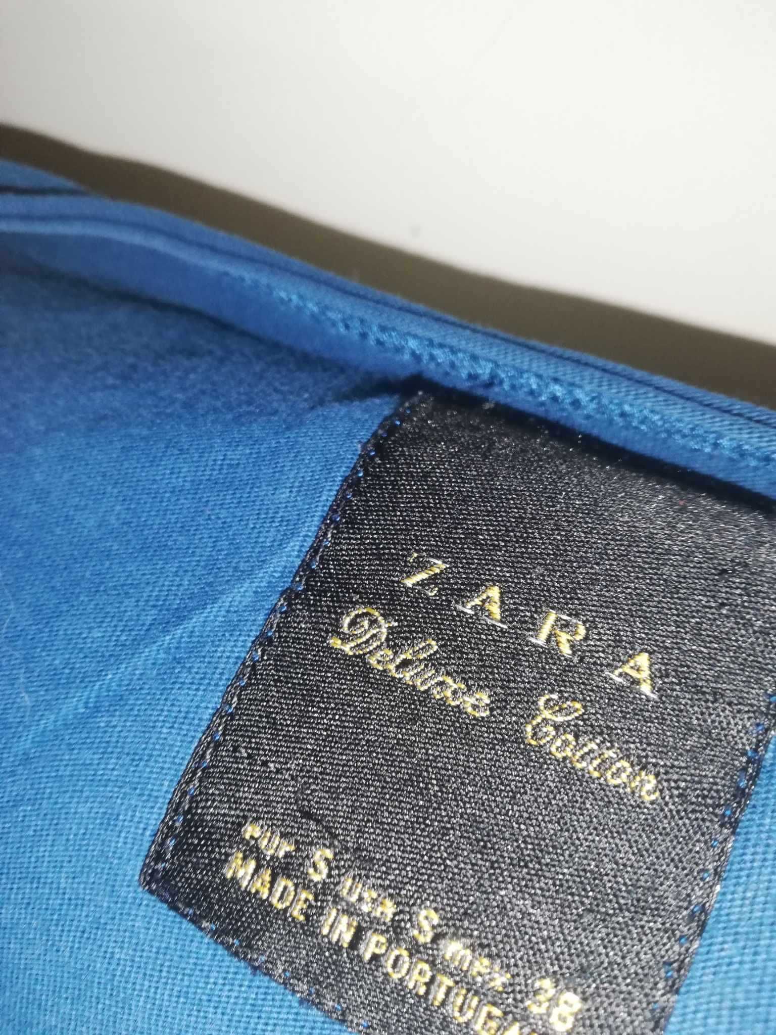 T-shirt Zara azul