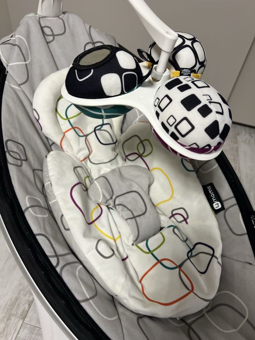 4moms 4.0 крісло гойдалка (заколисуючий центр)