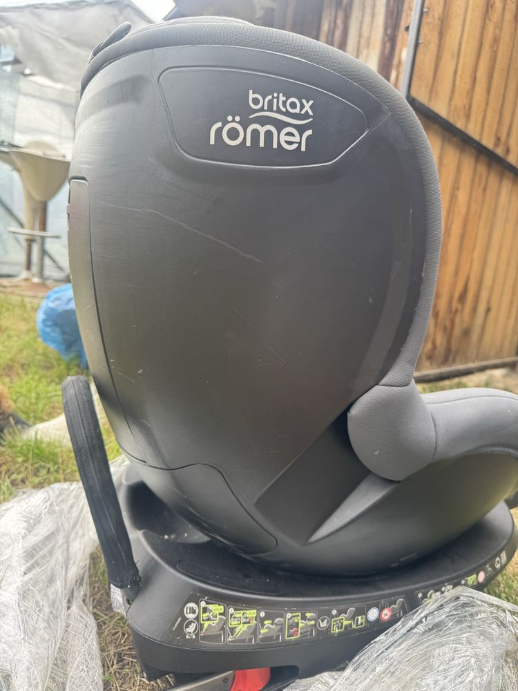 Britax Romer obrotowy dual fix grey 0-18
