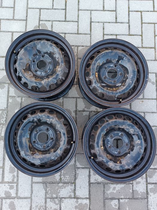 Felgi 5x114,3 6,5j 16 et 47 Oryginalne Renault Megane 4 coupe kołpaki