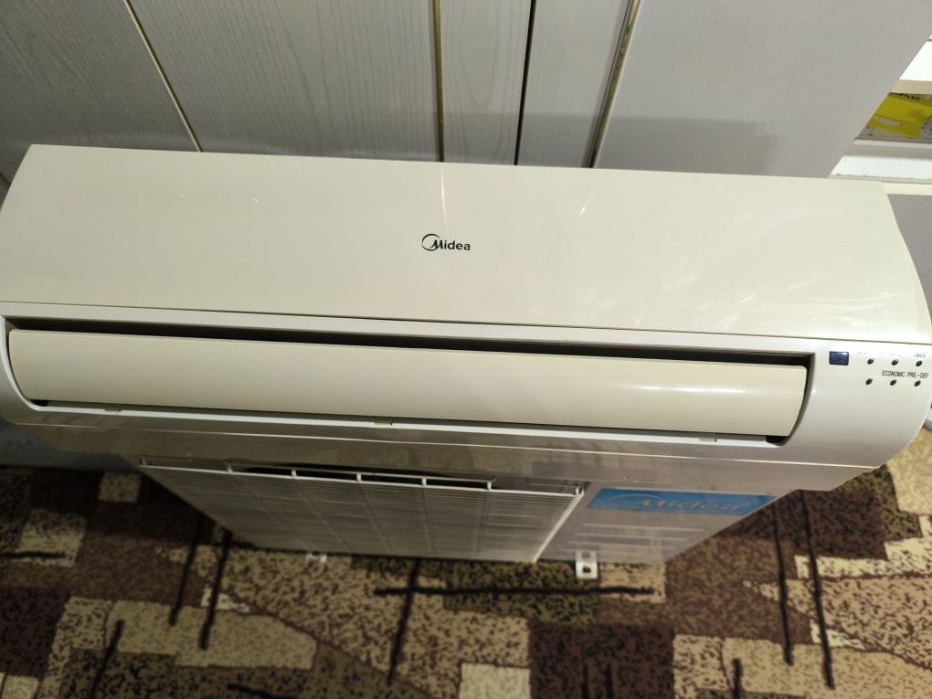 Кондиционер Midea