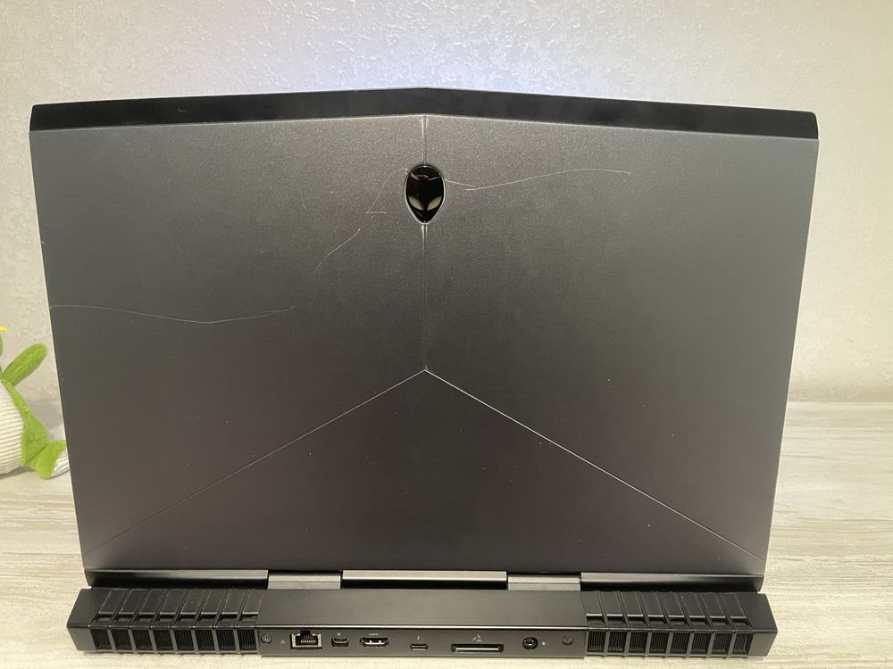 Ноутбук Dell (Alienware) 15R4