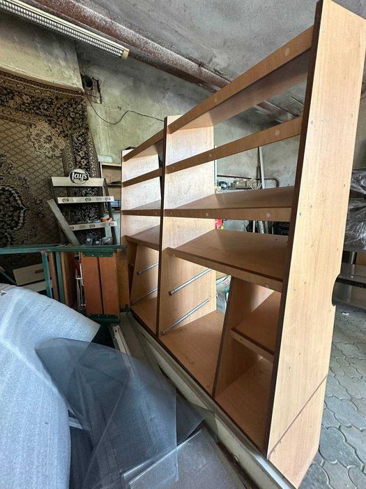 Полка для торгівлі