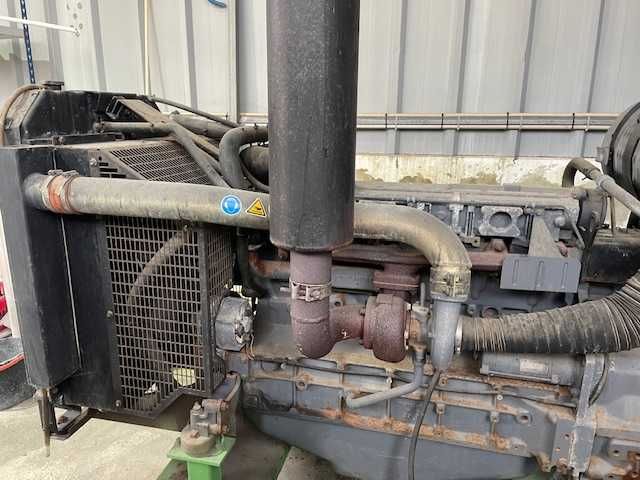 Gerador 150KWA motor Deutz 6 cilindros