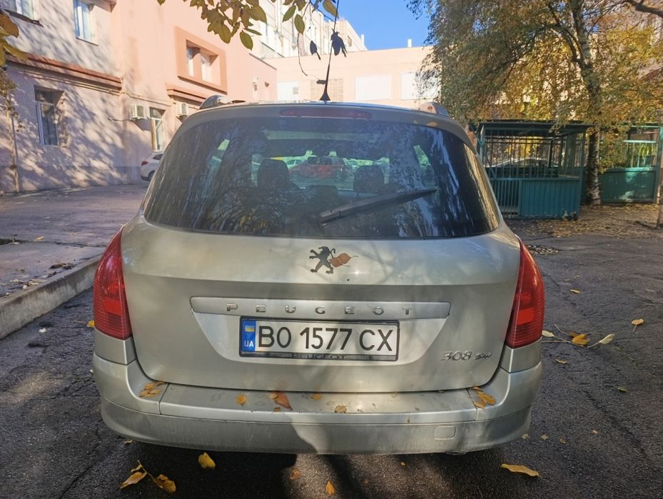 Продам Peugeot 308 SW 1.6 газ/бензин с понарамой