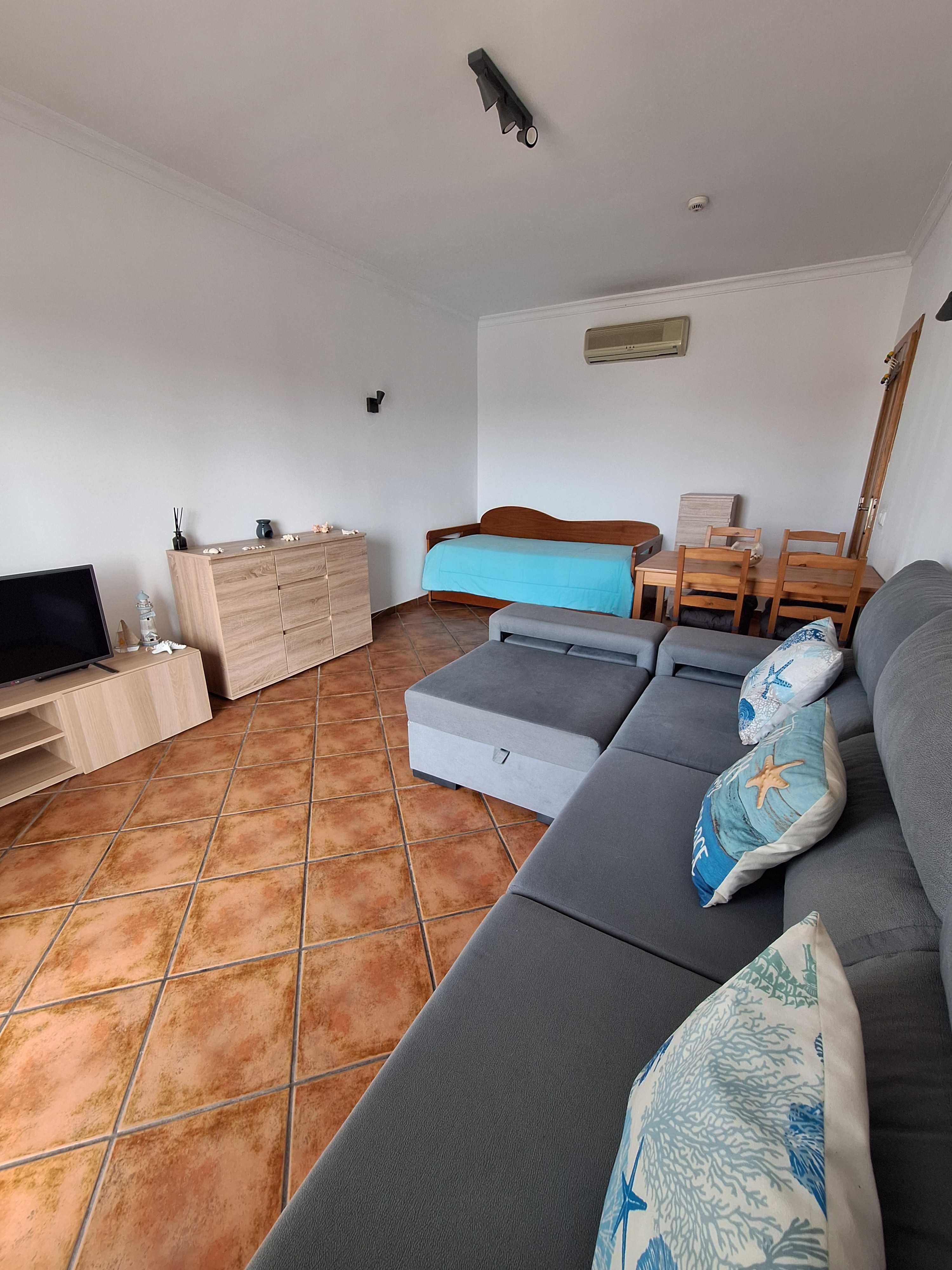 Apartamento t1 férias - Galé
