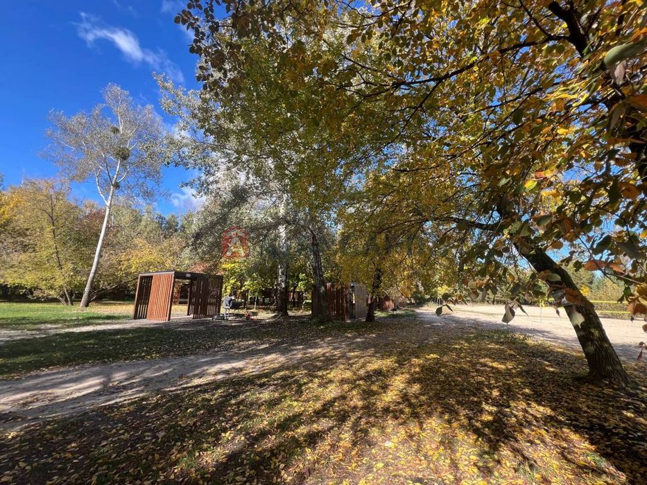 1к вул. Вишгородська Оболонь, озеро Міністерське, Епіцентр