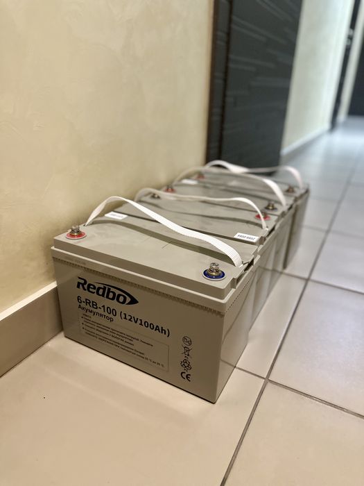 Акумуляторна батарея Redbo