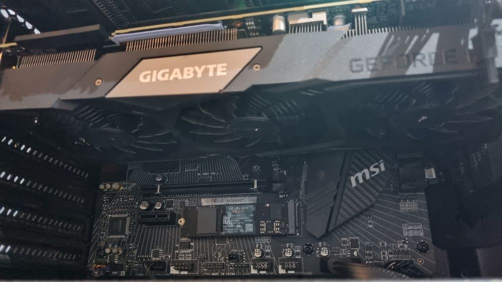 Placa gráfica Gigabyte RTX 2070 Super 8GB GDDR6
