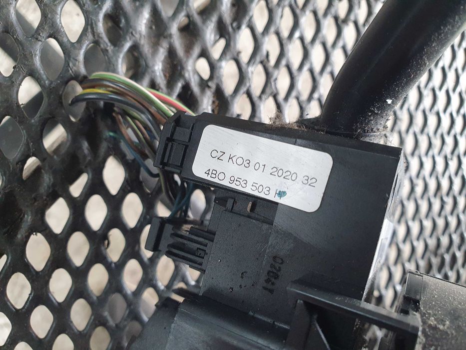 Przelacznik zespolony wycieraczek Kierunkow Skoda Octavia 1 lift kombi