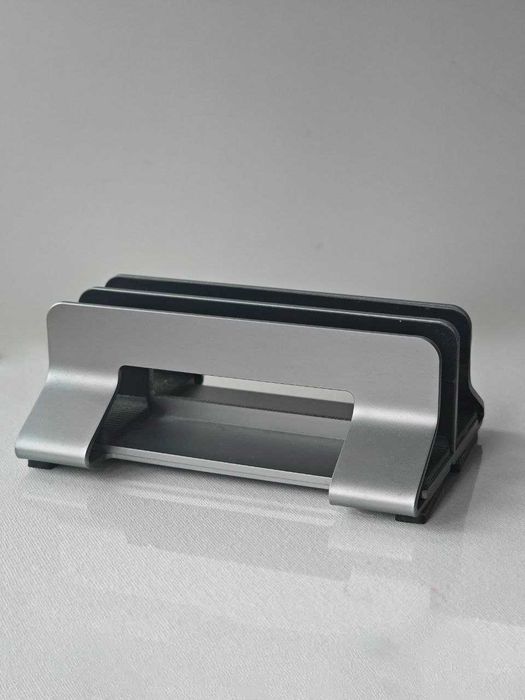 вертикальний тримач для ноутбука | space gray