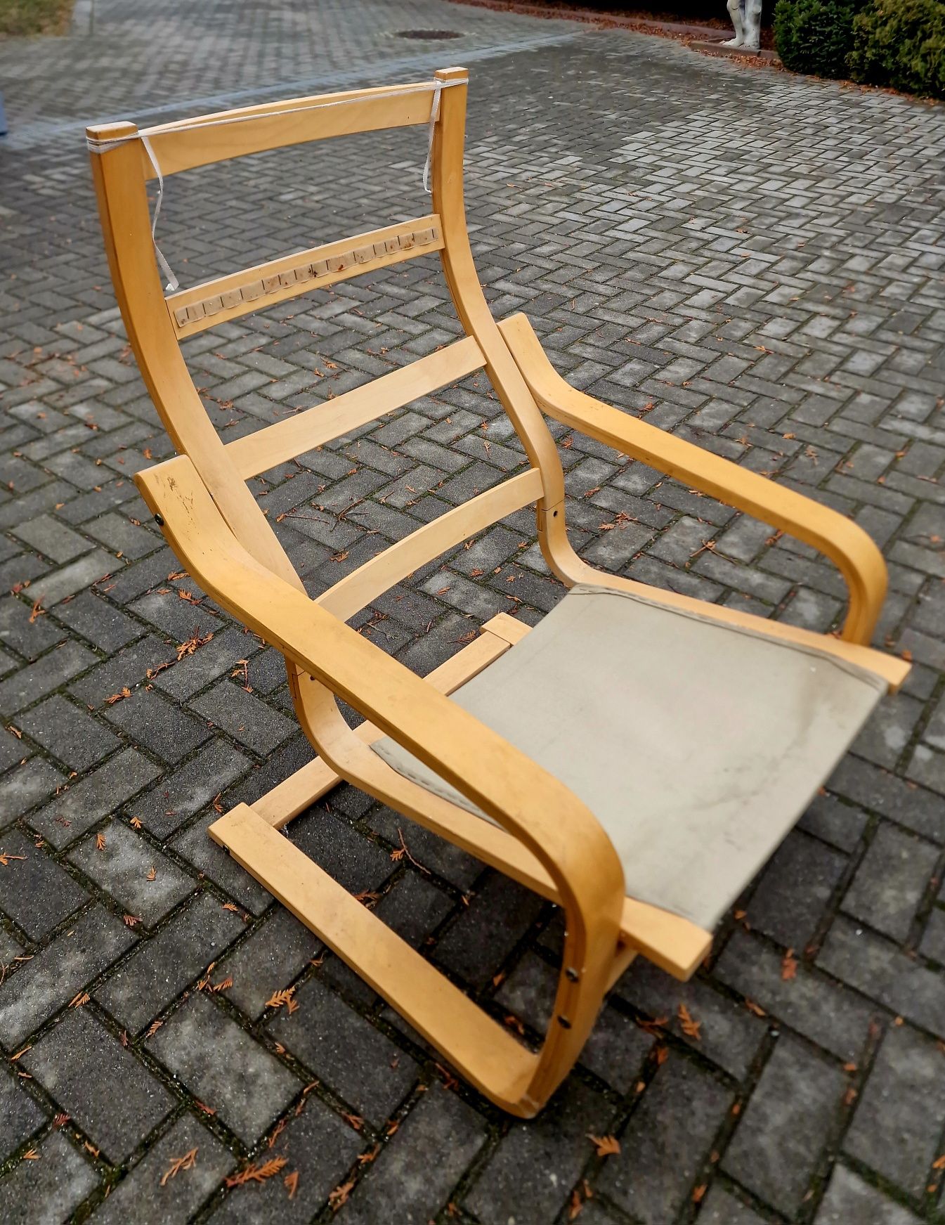 Fotel IKEA POANG rama fotela okleina dębowa jasne drewno