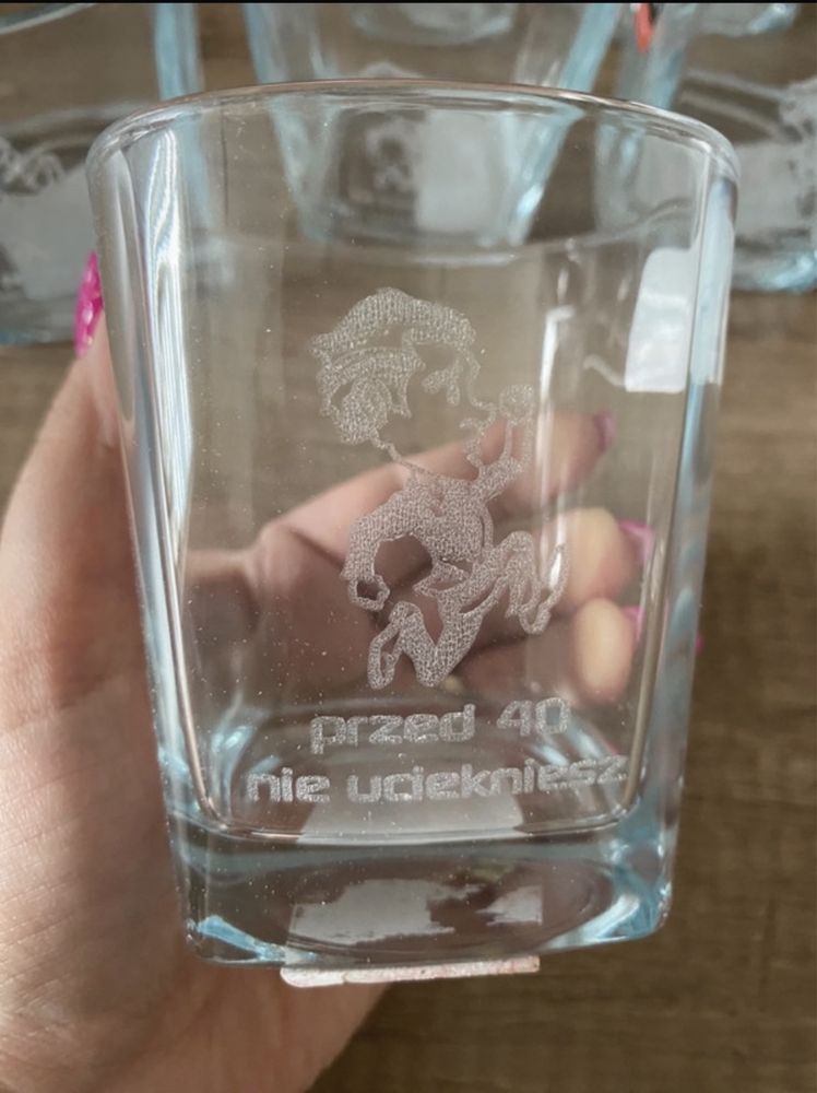 Karafka + 6 szklanek