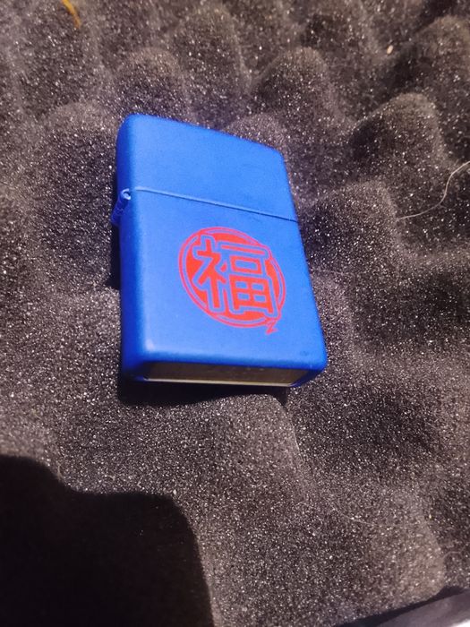 Esqueiros Zippo novo e usado