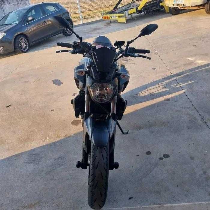 Moto Yamaha MT 07
