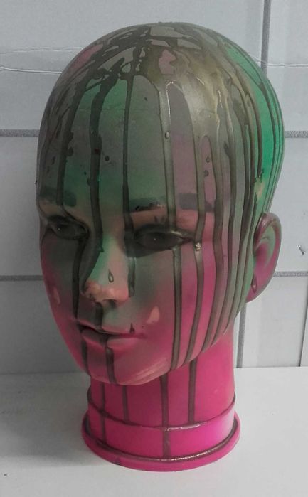 Busto feminino pop art. Colectores.