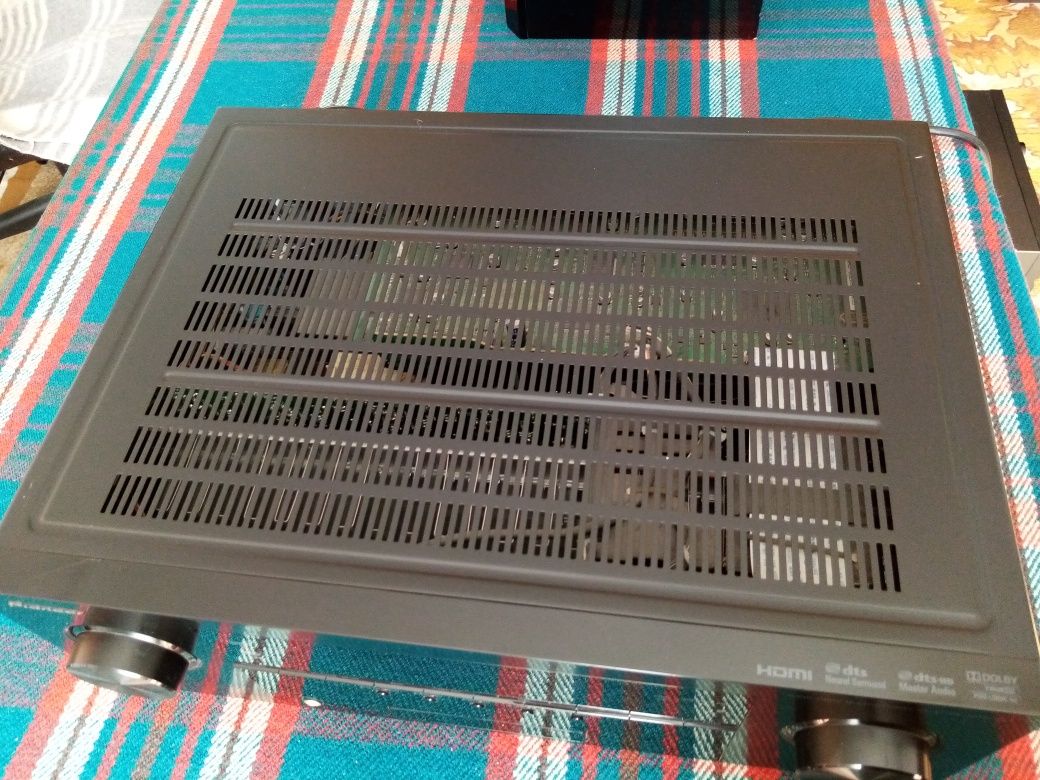 Продам ресівер Pioneer VSX-921