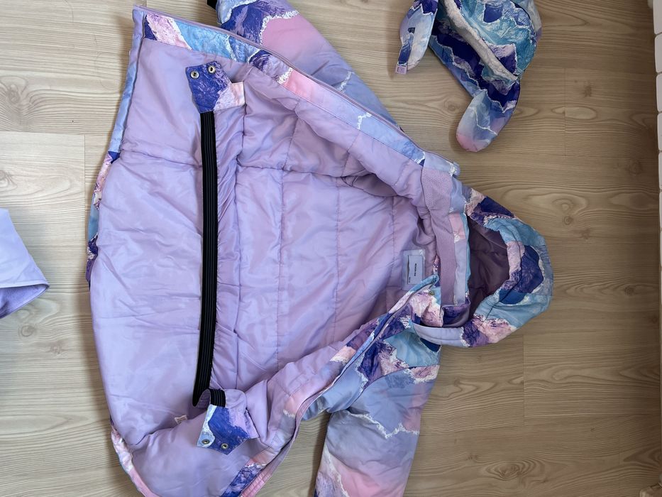 Куртка і комбінезон з шапкою reserved розмір 152 см