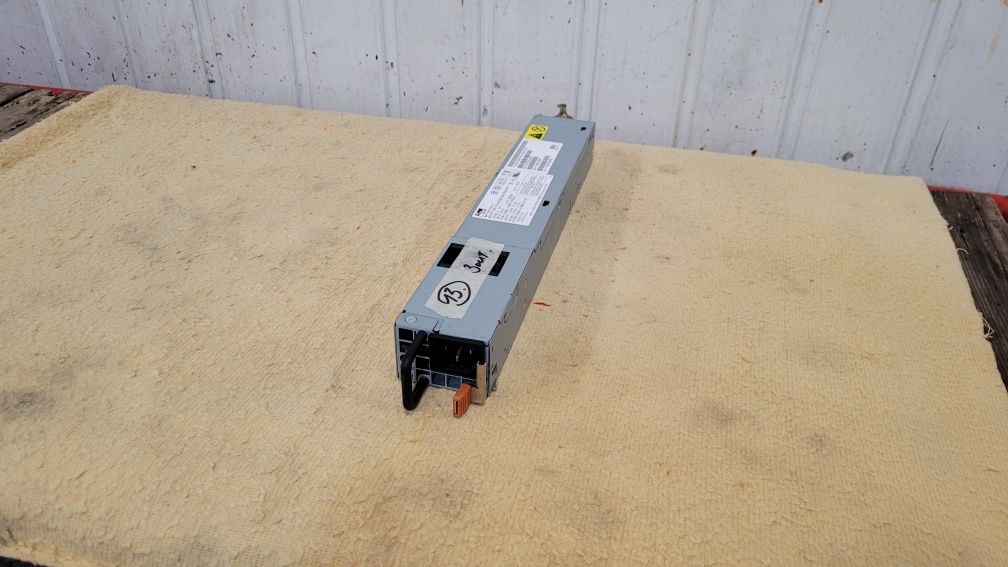 Серверный блок питания AcBel - 675W.