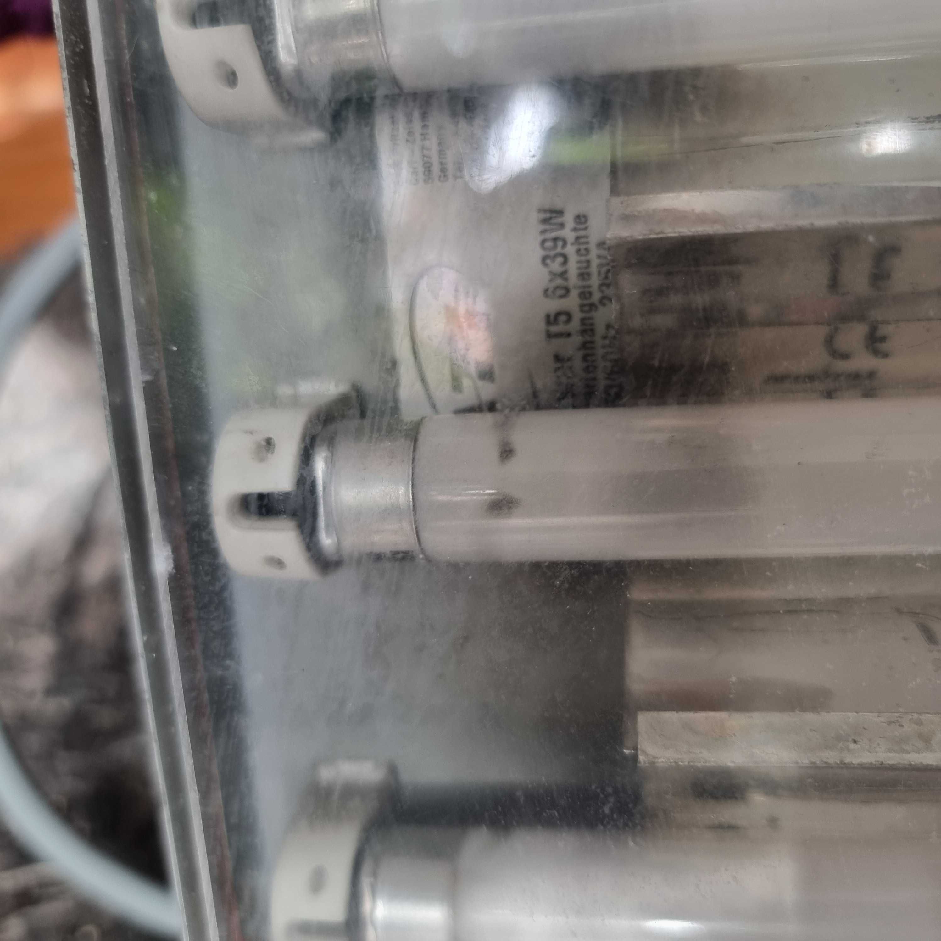 Lampa do akwarium morskiego morskie ATI T5 6x39 W plus programator
