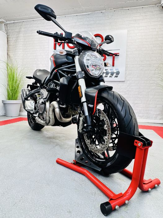 мотоцикл Ducati Monster 821 2020 р в оригіналі тільки з Японії