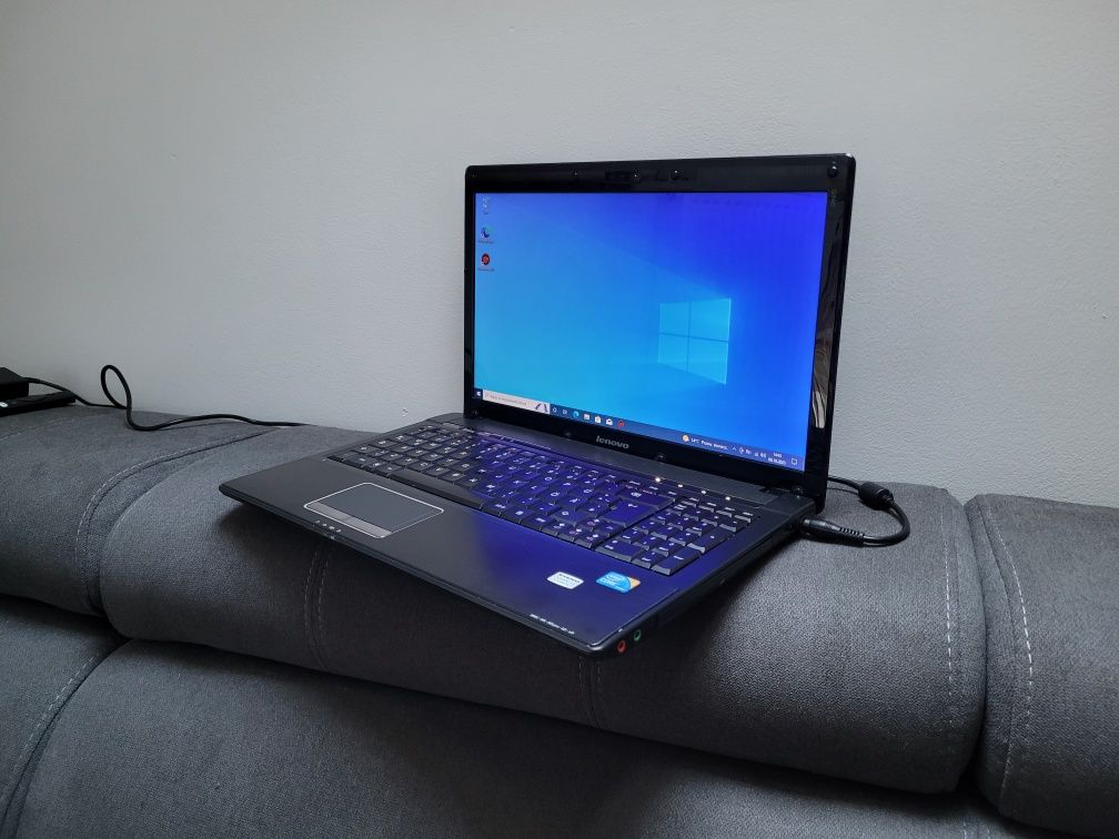 Laptop Lenovo- Intel i5, 4gb ram, dysk 500gb!, Szybki, Ładny!