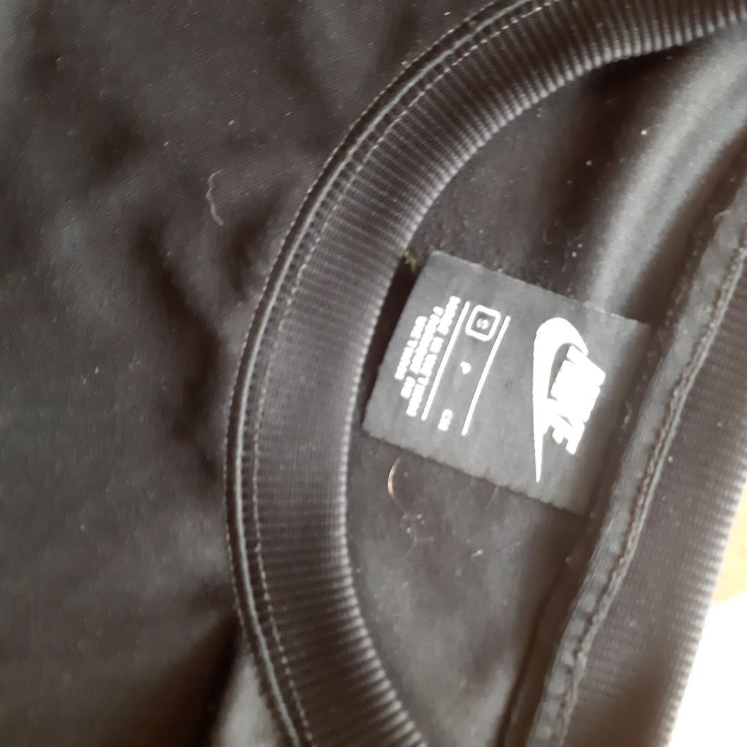 футболка nike найк на лампасах