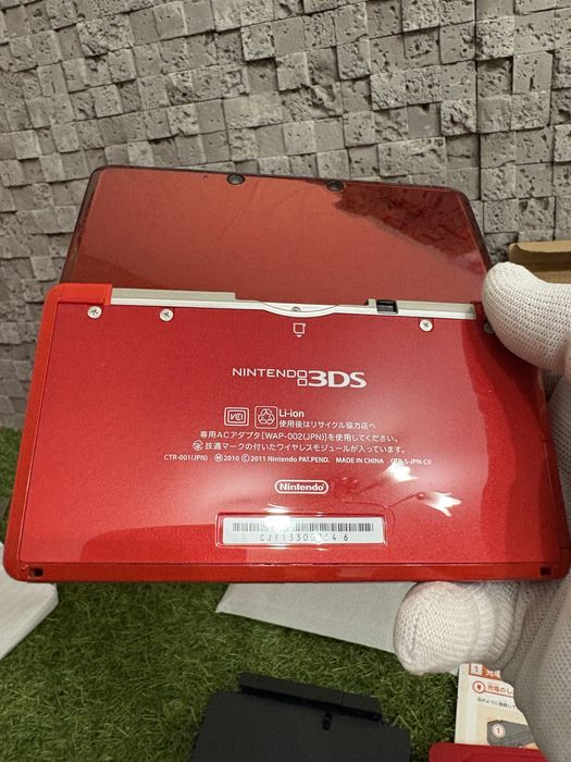Nintendo 3DS RED Японка стан нової