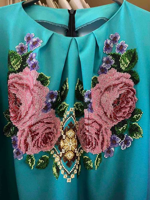 Вишита сукня ручної роботи 48