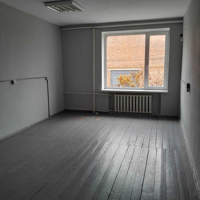 Оренда виробничо-офісної будівлі у м. Літин траса Вінниця–Хмельницький