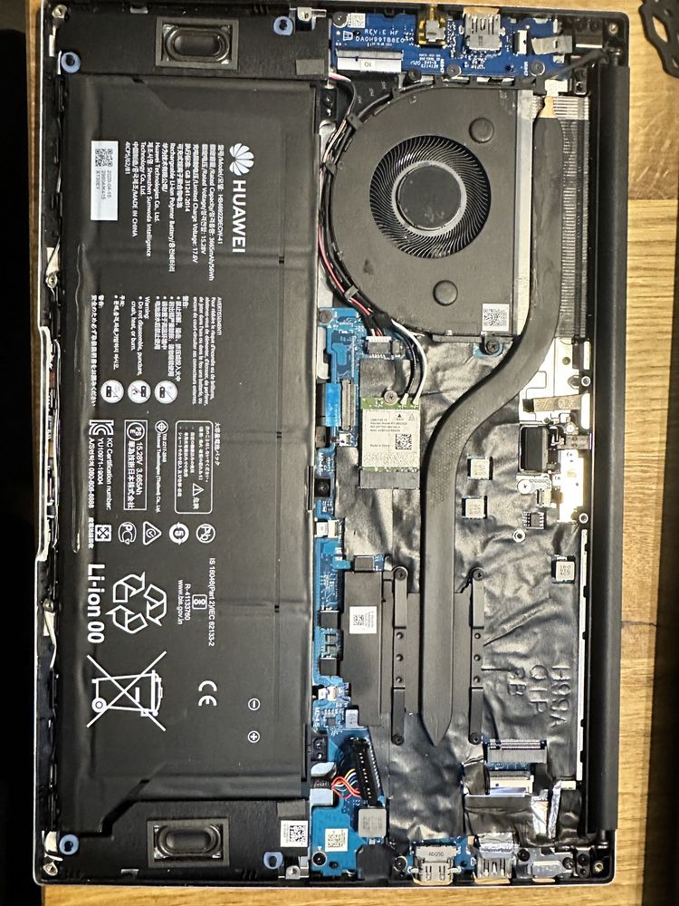 MateBook Huawei d14