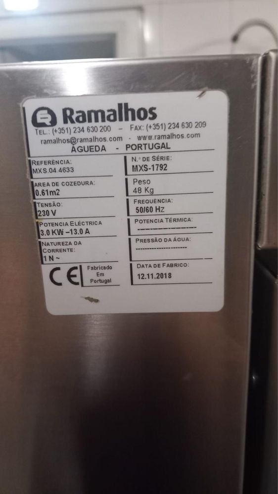 Forno ramalhos com suporte com pouco uso